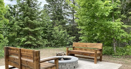 Large House Close to Area Attractions - Large Parking Area - Copper Ridge