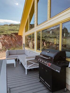 Property grounds - Reservoir Retreat with Hot Tub and Mtn. Views! (Fort Collins)