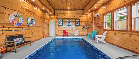 Inomhuspool och uppvärmd pool