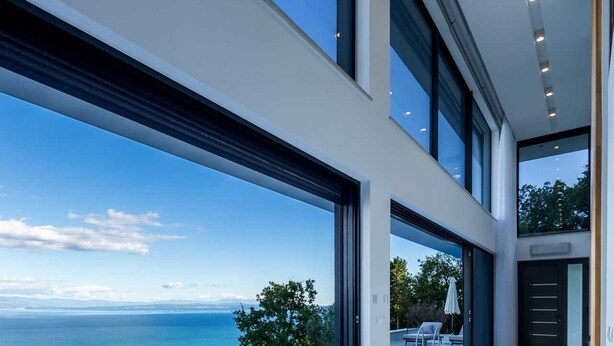 A heated pool - Sky Pool Villa Medveja: heated pool, spa, sea view (Medveja)