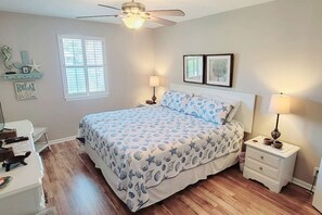 2 Schlafzimmer, Bügeleisen/Bügelbrett, WLAN