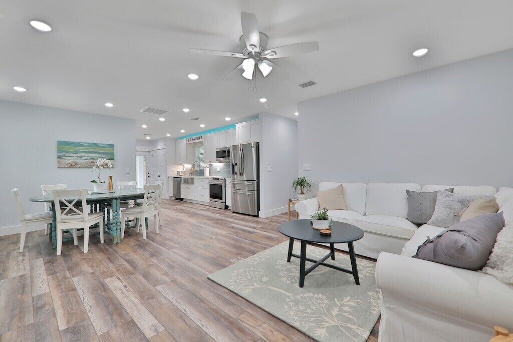 1 Bedroom Live Oak Hideaway House