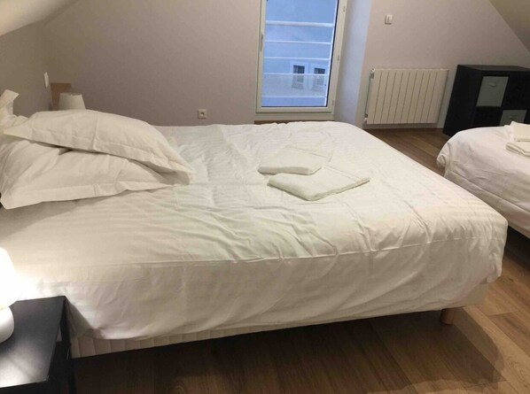 1 chambre, Wi-Fi gratuit, draps fournis
