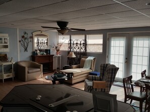 Smart TV, fireplace, DVD player, video library