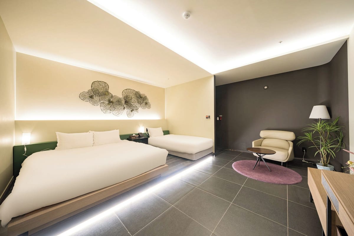 Superior Twin Room