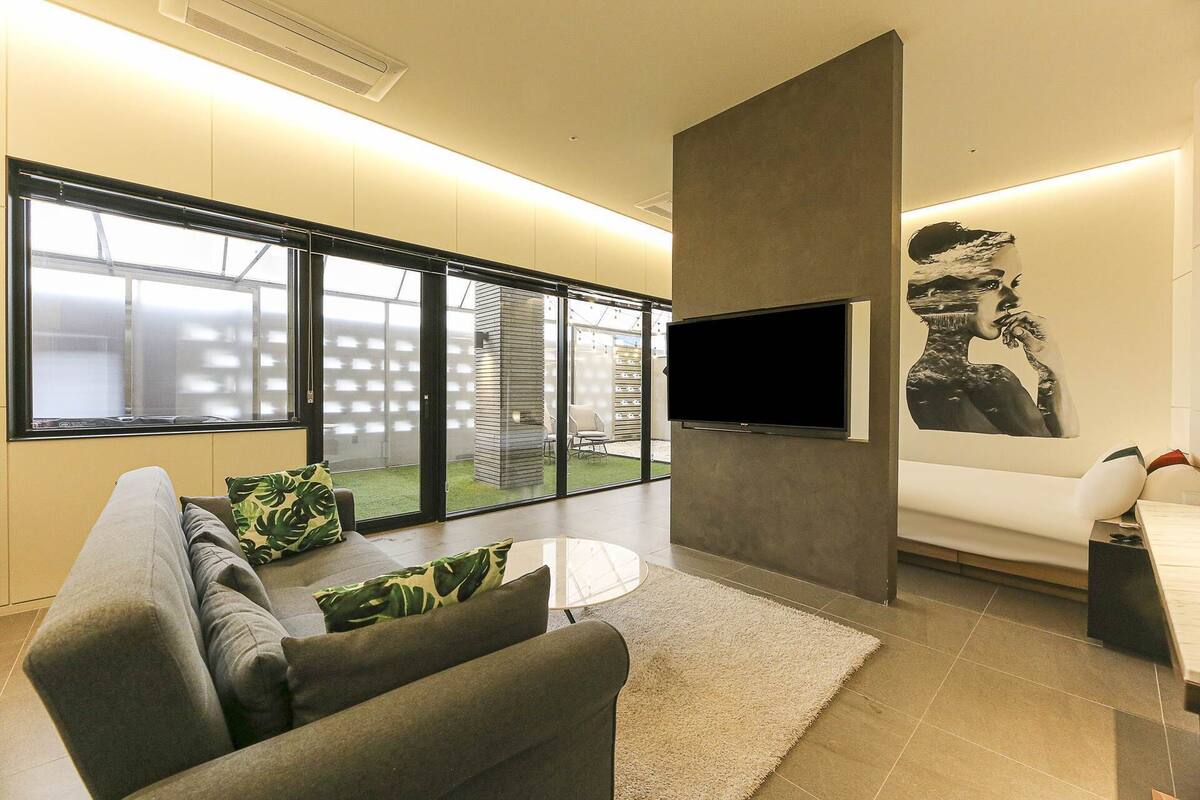 Private Garden Terrace