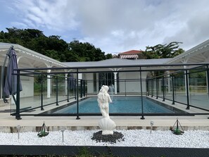 Piscine extérieure