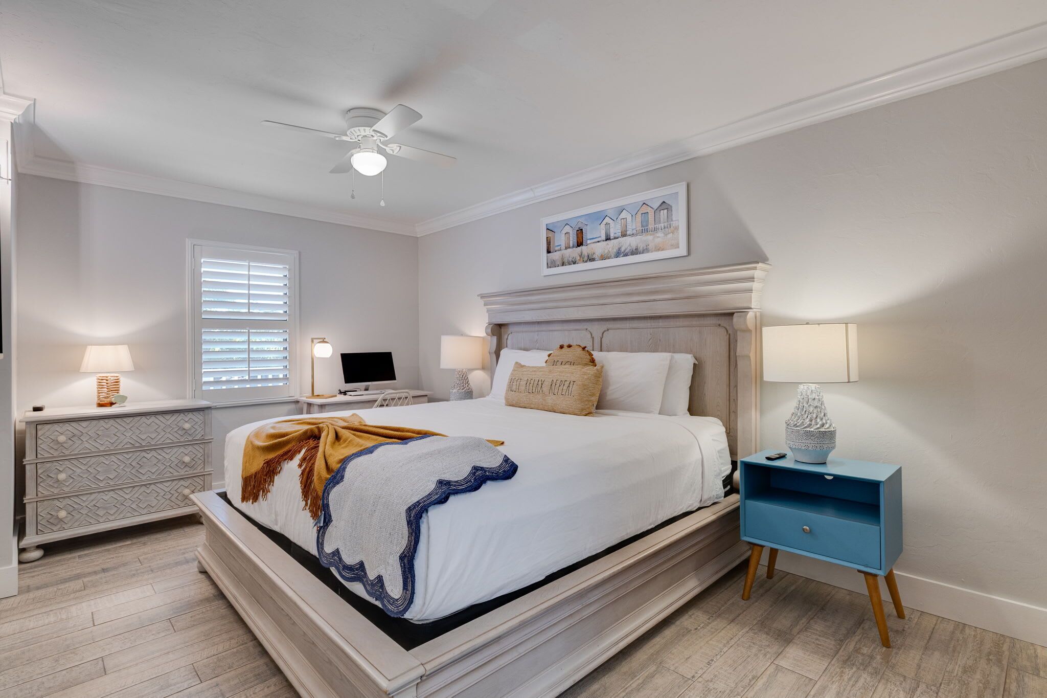 1 bedroom, desk, iron/ironing board, WiFi