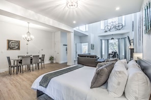 1 slaapkamer, een bureau, een strijkplank/strijkijzer, gratis wifi