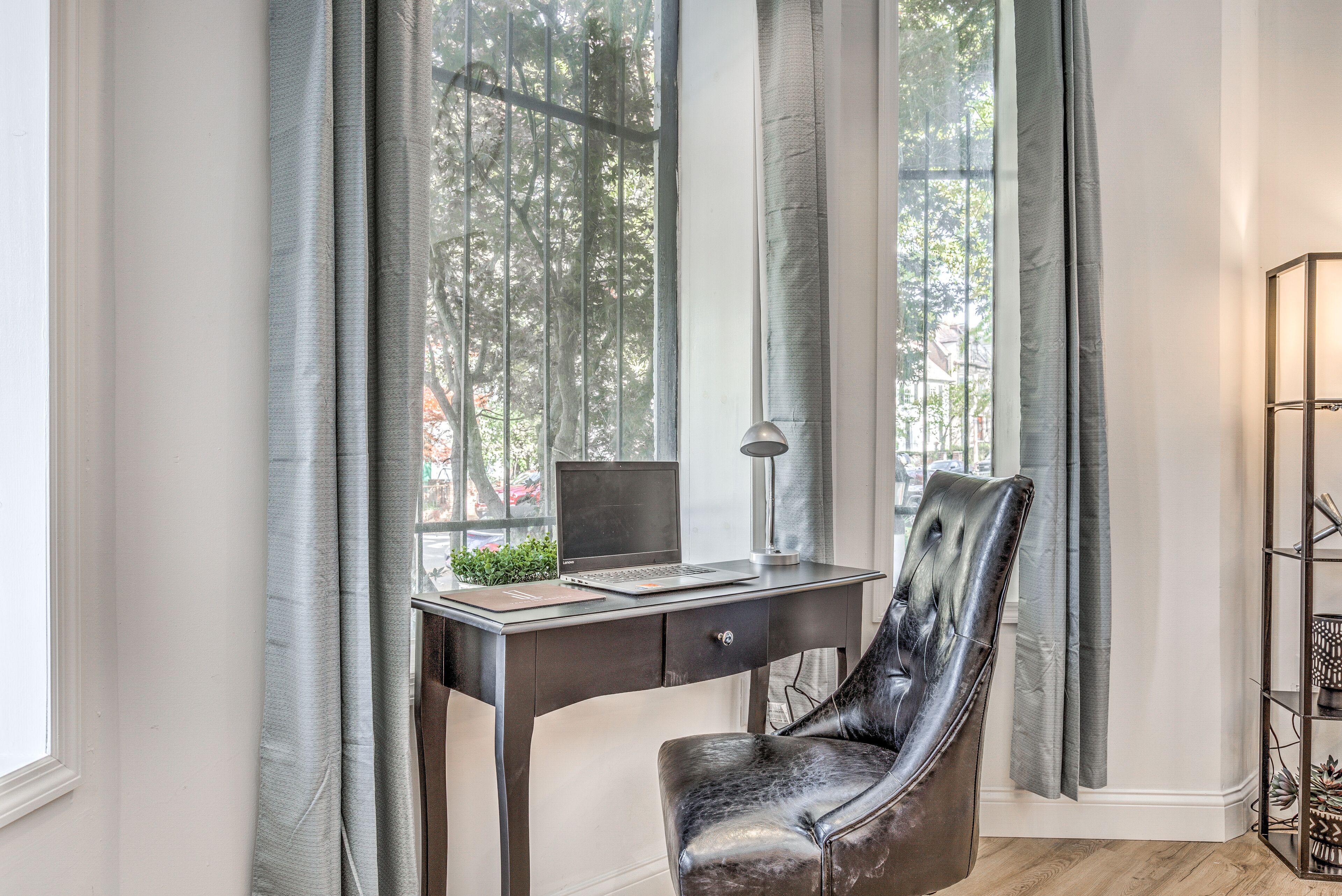 Charming Studio in CWE | JZ Vacation Rentals