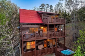 Exterior - Buddy’s Mountain Hideaway (Sevierville)