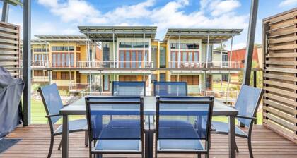 Villa 13 South Shores Resort - Executive Style villa on the lagoon!