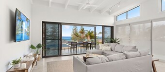 The Cove - Stunning, Ocean View Beach House!