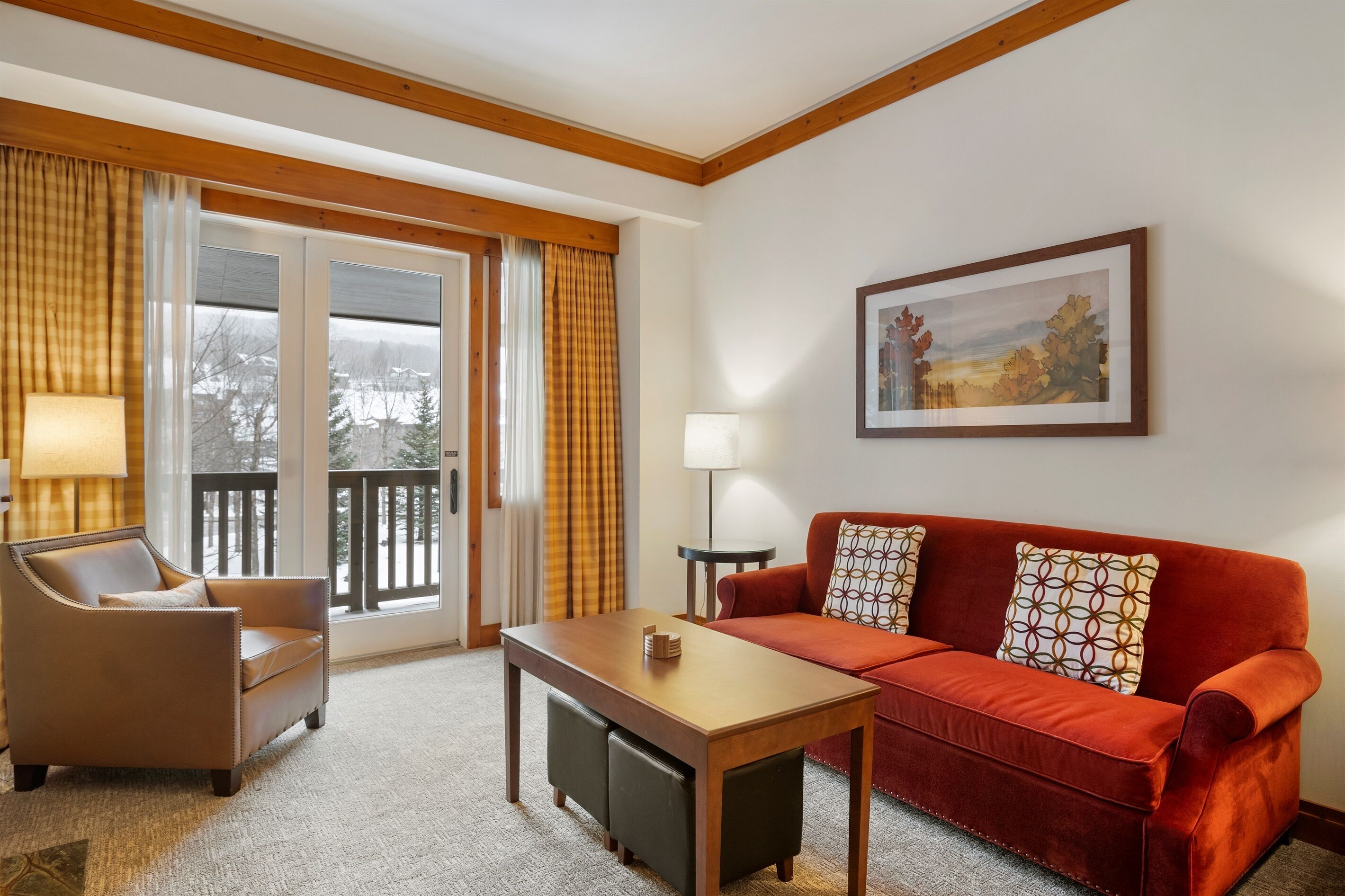 智能电视、壁炉