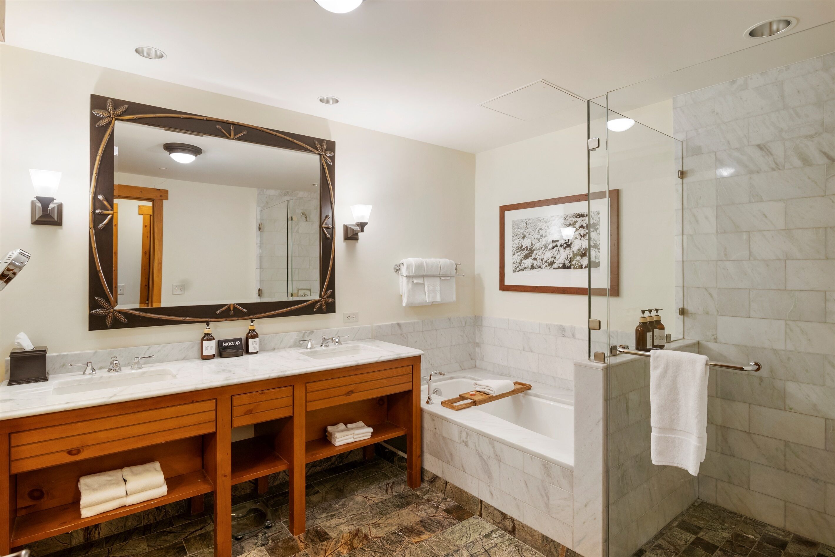 Bathtub, hair dryer, towels