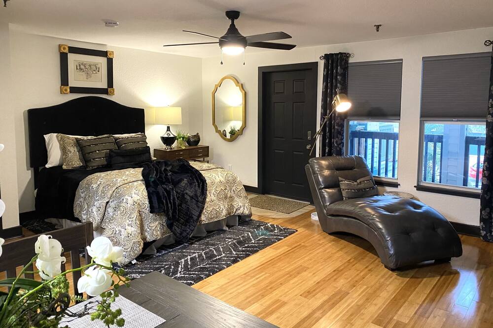 Safety Harbor Apartment