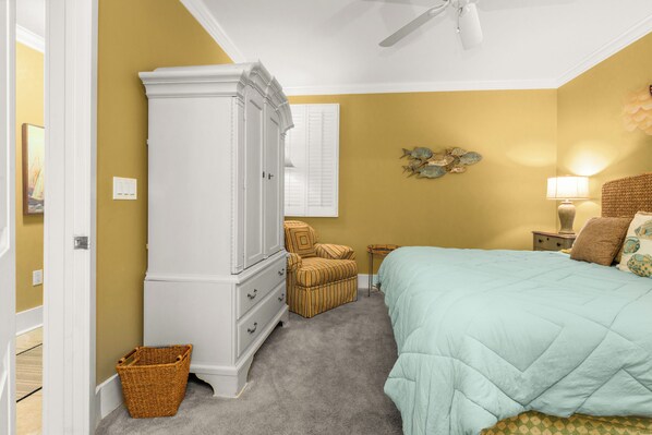 2 chambres, fer et planche à repasser, Wi-Fi gratuit, draps fournis