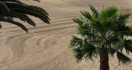 Apartamento recién reformado a 100m de la playa