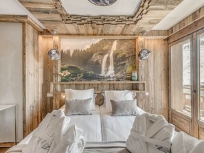 8 chambres, bureau, Wi-Fi gratuit