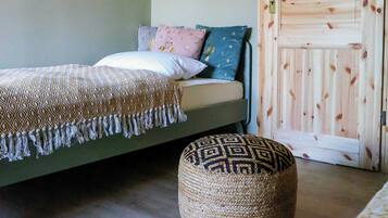 3 chambres, lit parapluie, Wi-Fi, draps fournis