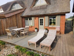 Outdoor dining - Gut Glück Vacation Home - For 6 guests at Gut Glück (Lancken-Granitz)