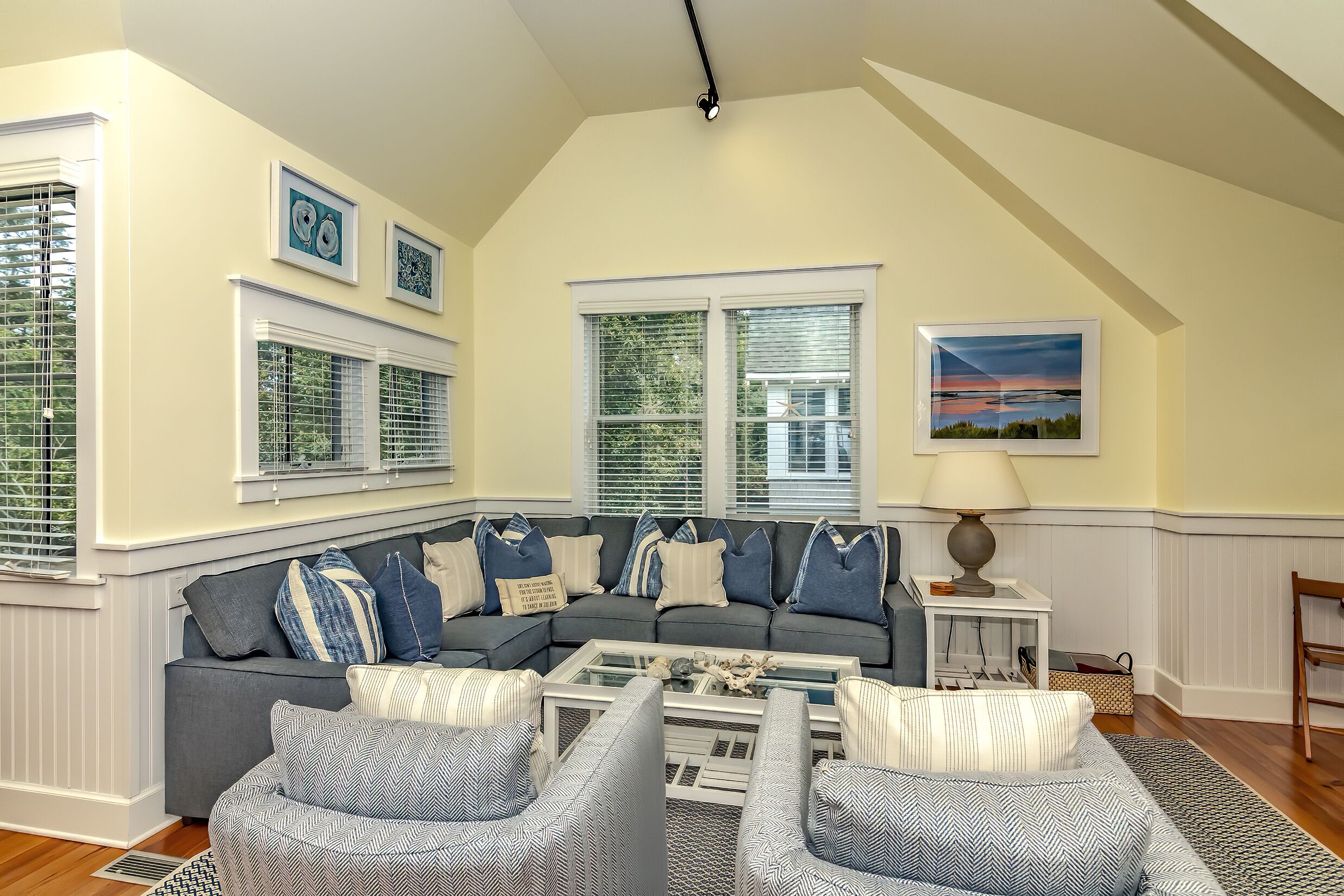 Discount Alert!- 10% off all September Rentals!