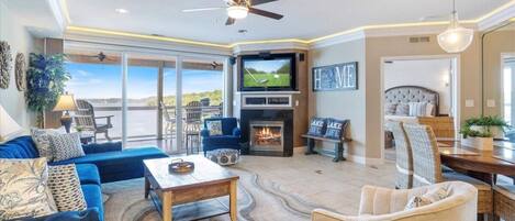 Télévision, cheminée