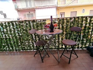 Outdoor dining - Marenostrum<br>July and August on the Ionian Sea (Ganzirri)