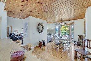 تناول الطعام