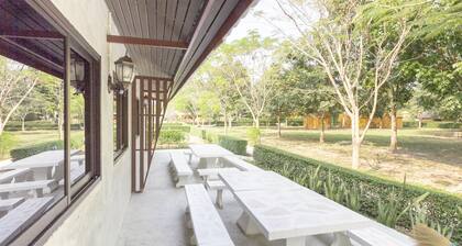 OYO 75359 Thaiburi Thara Resort