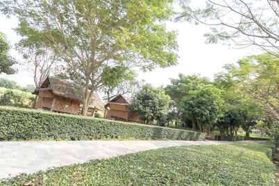 OYO 75359 Thaiburi Thara Resort