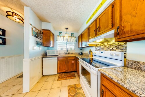 Oceanfront home with partial ocean view, central AC, washer/dryer, & pool