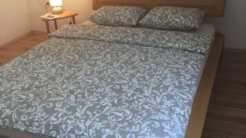 3 soveværelser, skrivebord, strygejern/strygebræt, gratis Wi-Fi