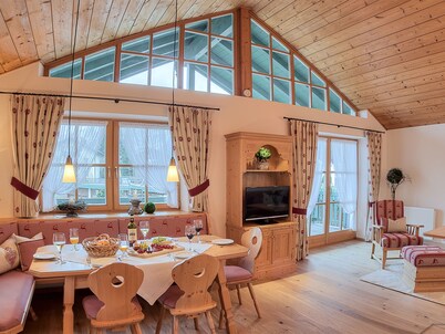 Hochfelln , Balkon, Küche, 3 Schlaf- und 1 Wohnz., max 6 Pers, Wlan