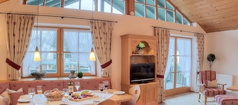 Hochfelln , Balkon, Küche, 3 Schlaf- und 1 Wohnz., max 6 Pers, Wlan