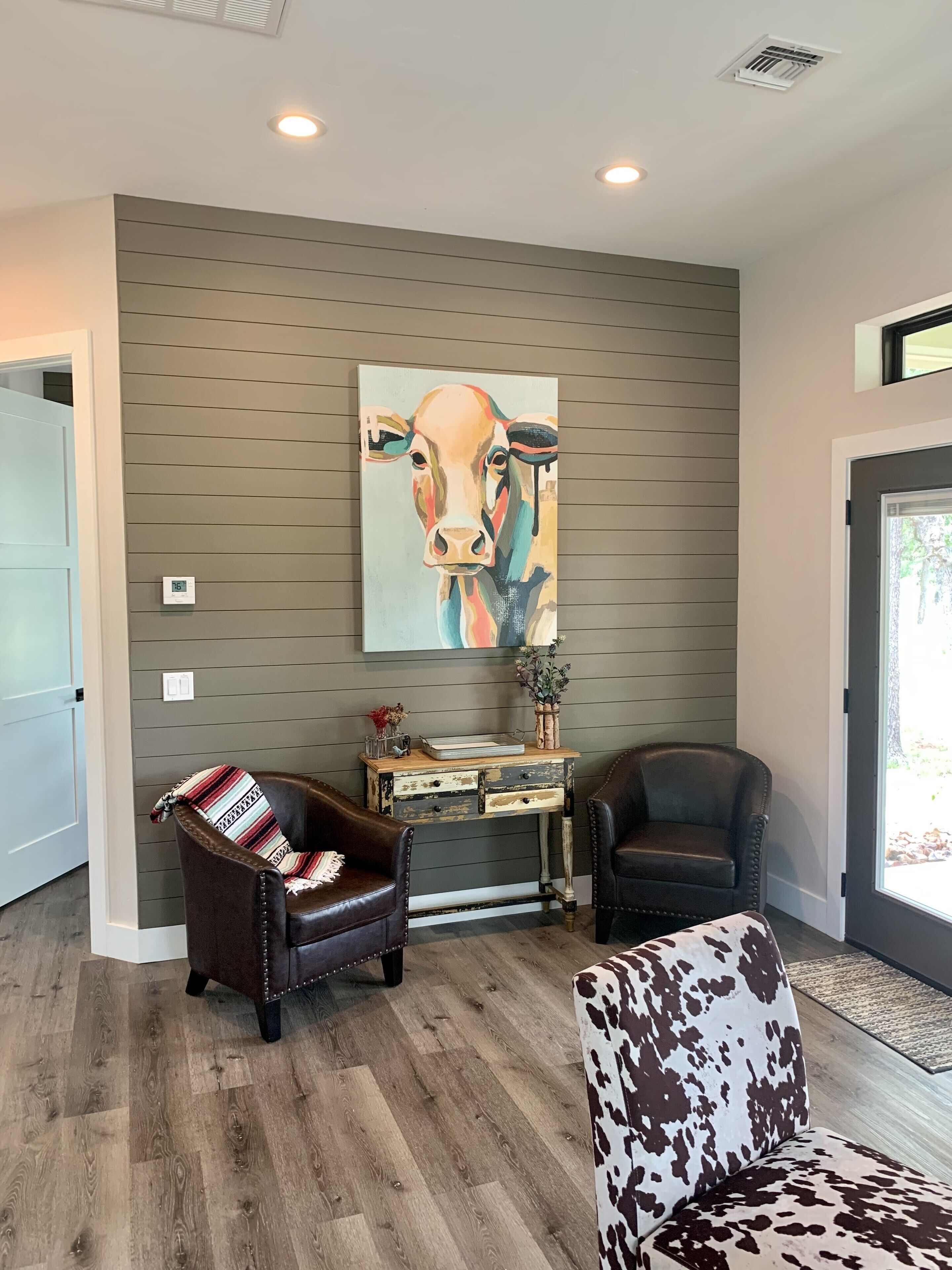 Modern and comfortable farmhouse with rustic elegance in Fredericksburg, TX