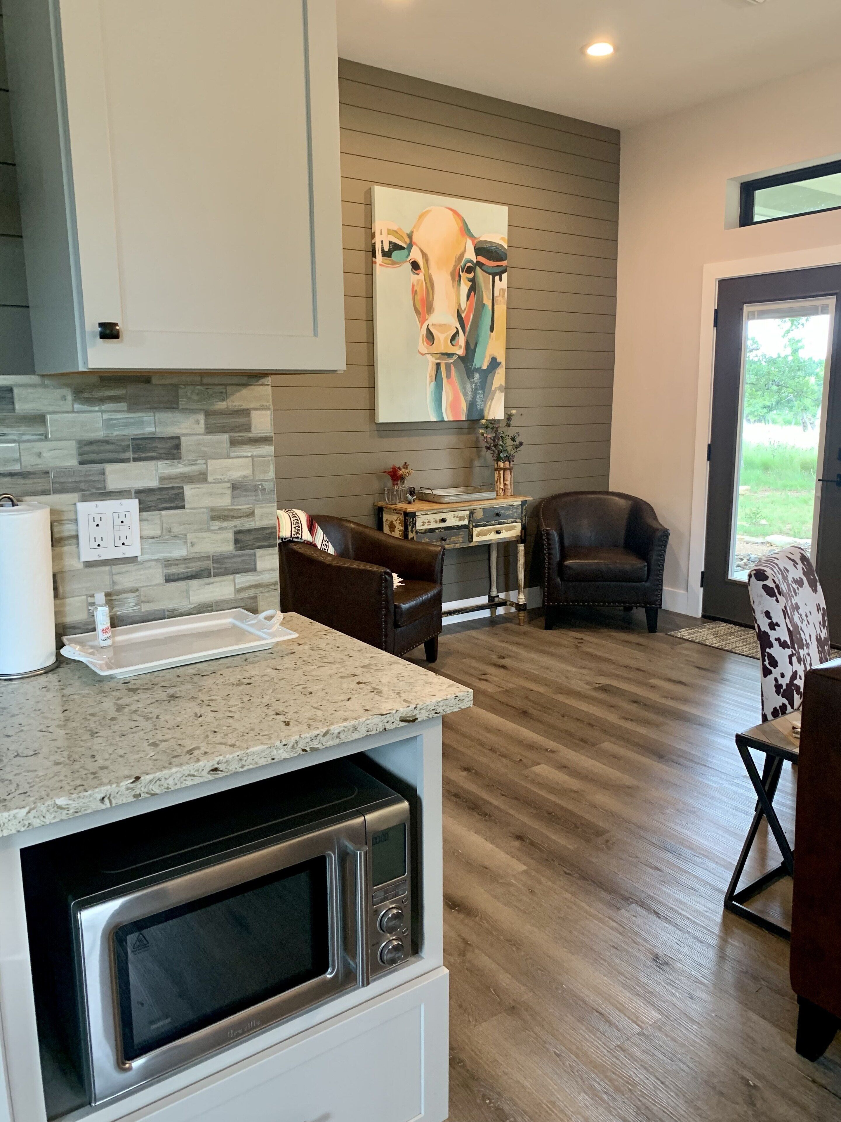 Modern and comfortable farmhouse with rustic elegance in Fredericksburg, TX