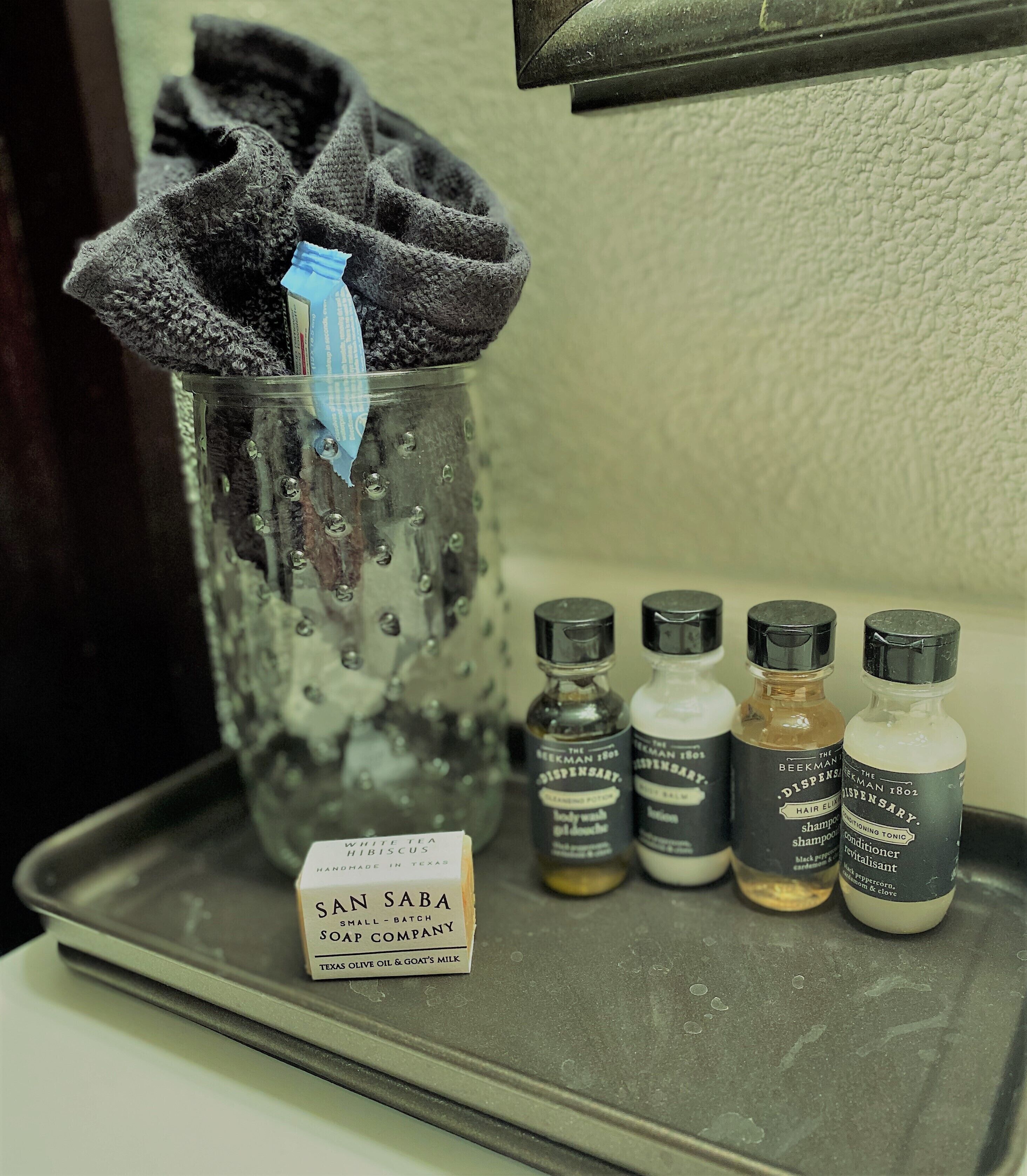 Antelope Horn Suite @ Wildflower Lodge