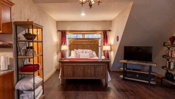 1 chambre, fer et planche Ă repasser, Wi-Fi gratuit, draps fournis