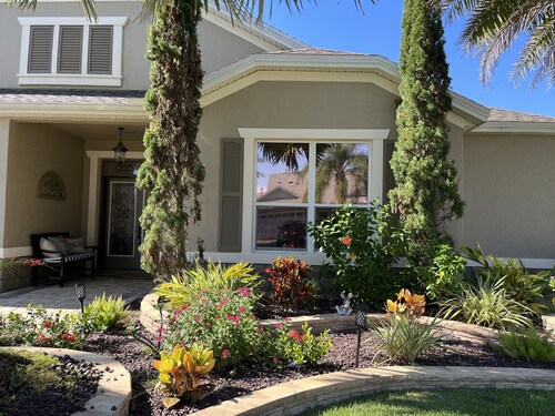 Large 3 bdm home close to Lake Sumpter pet friendly golf cart and WIFi included 