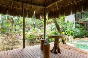 Outdoor dining - Casa Muuch Eco Paradise (Chemuyil)