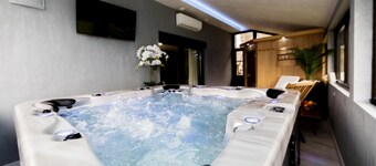 Amazing home in Novo Zvecevo with sauna