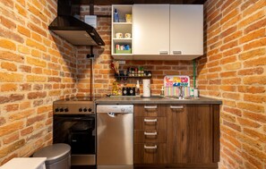 Fridge, microwave, oven, dishwasher