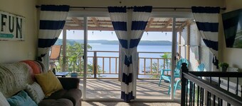 Eufaula Lakefront House In Quiet Neighborhood w/ Private Dock & Game room