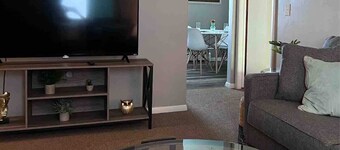 Apt 3 Comfortable and Convenient