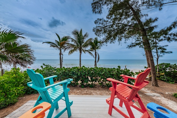 Breathtaking views from your beach house - walk to the white sandy beach !!