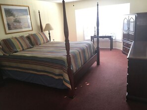 4 bedrooms, WiFi