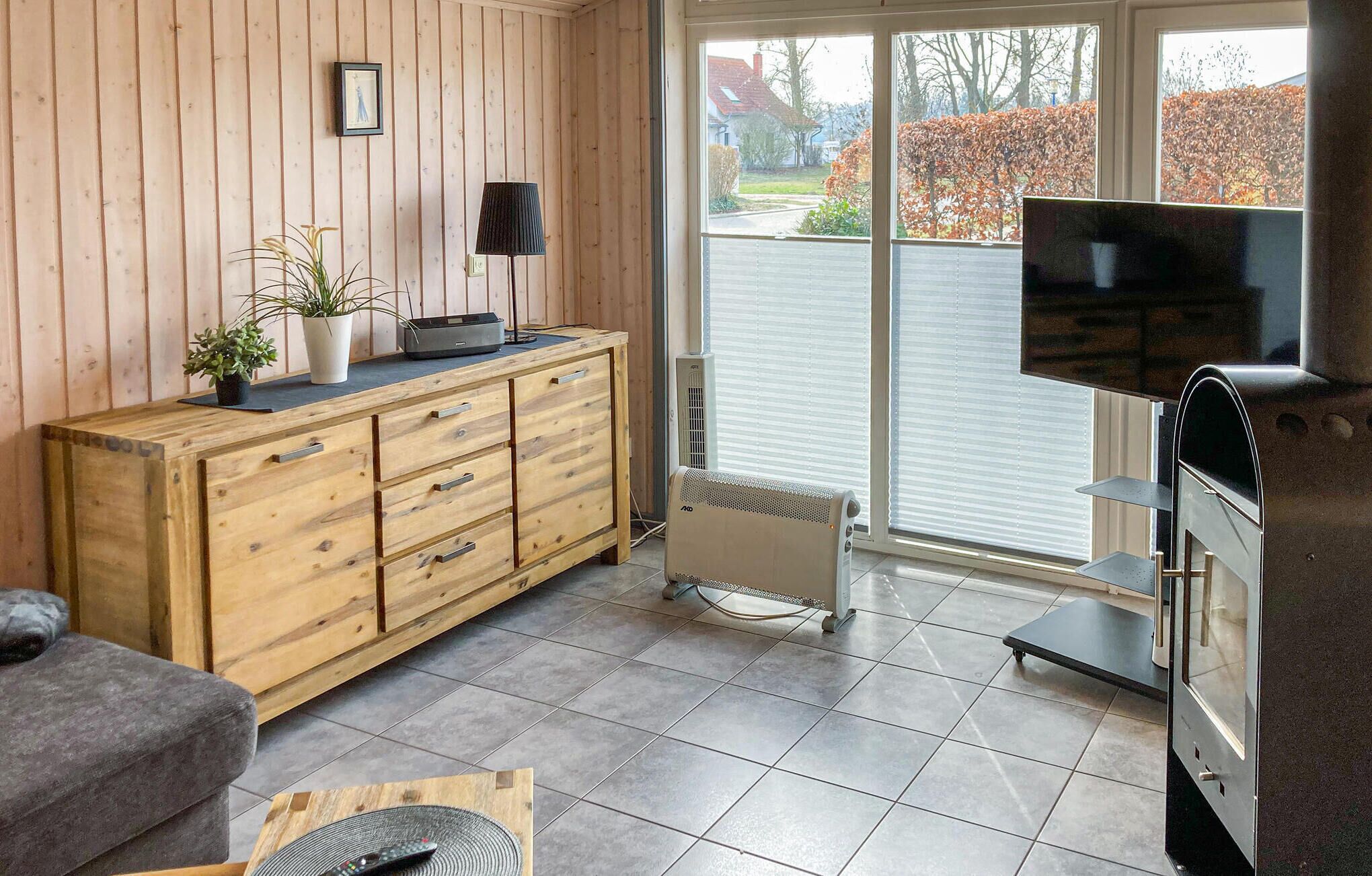 Fernseher, Kamin