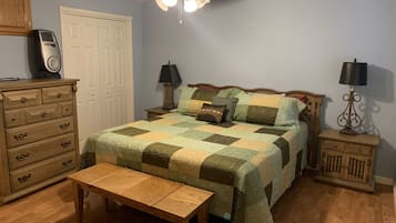 4 bedrooms, WiFi, bed sheets