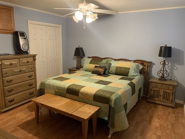 4 Schlafzimmer, WLAN, Bettwäsche